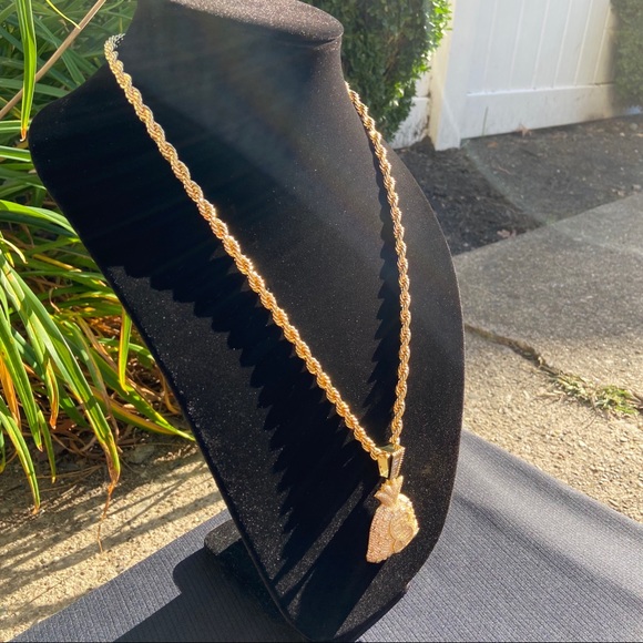 Gold Chain Rope Chain and Icy Money Bag Pendant Set - Picture 2 of 9